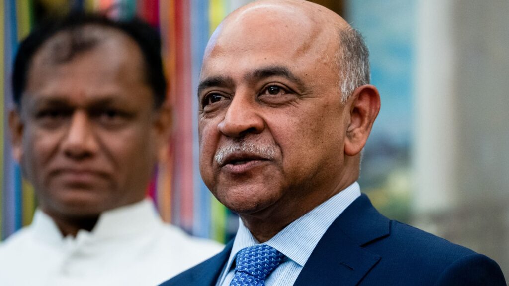 IBM shares drop as company beats but opts to maintain guidance