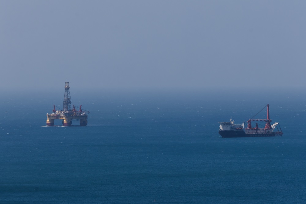 Petróleo sobe mais de 2% com impasse nas negociações de paz entre EUA e Irã