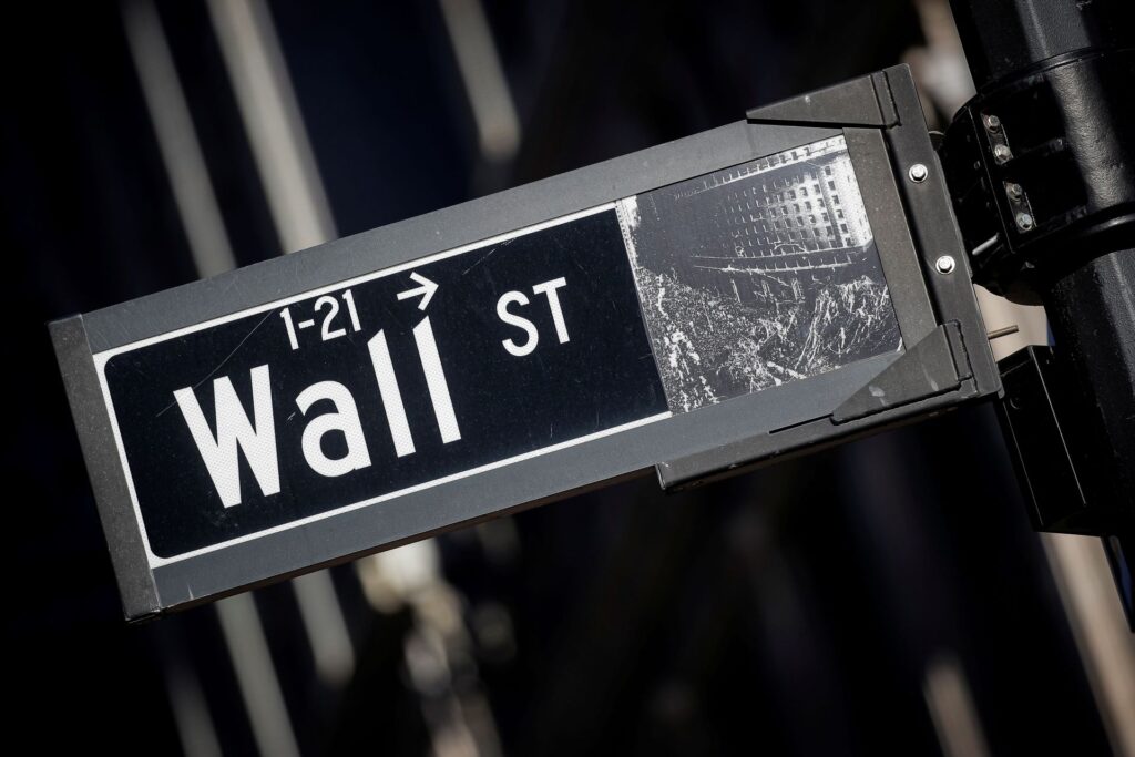 Bolsas dos EUA foram de longe o melhor investimento de maio; o que esperar em junho?